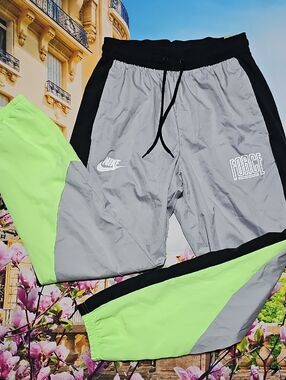 Nike Force Windbreaker Track Pants Size Medium‎ New 32x30